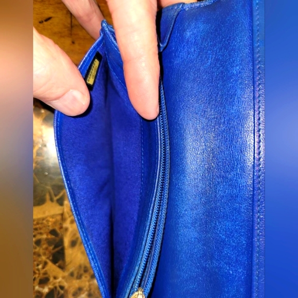Chanel blue quilted wallet - Picture 12 of 16